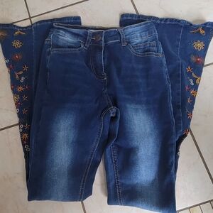 BAMBOO Dark Blue Flare Jeans with Colorful Embroidery